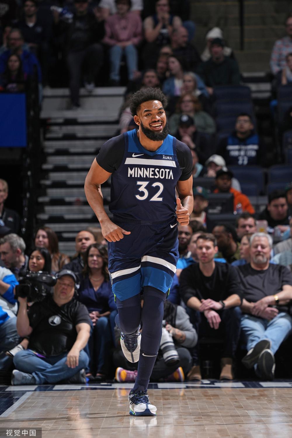 活动中缺席 活动中缺席